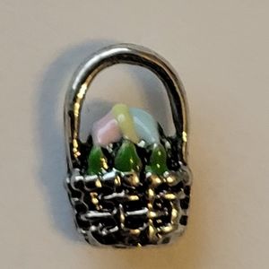 GUC Origami Owl Easter Basket Charm